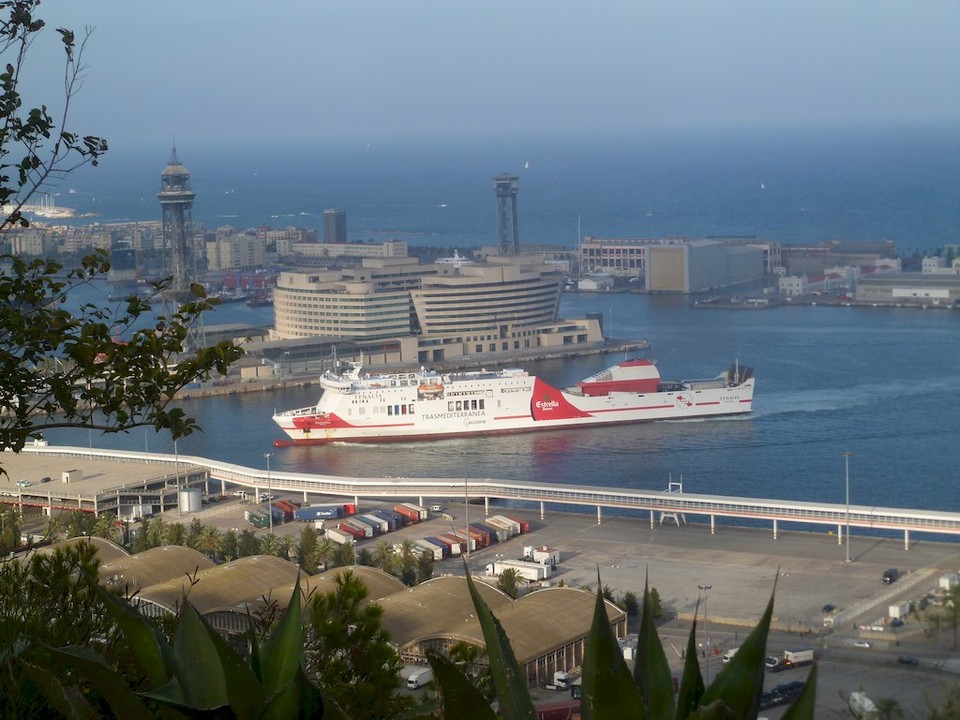 Vue du belvédère sur le port de Barcelone